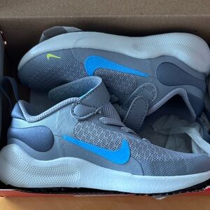 Nike Kids Grey & Bright Blue Hook-and-Loop Sneakers